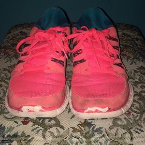 Nike free runs